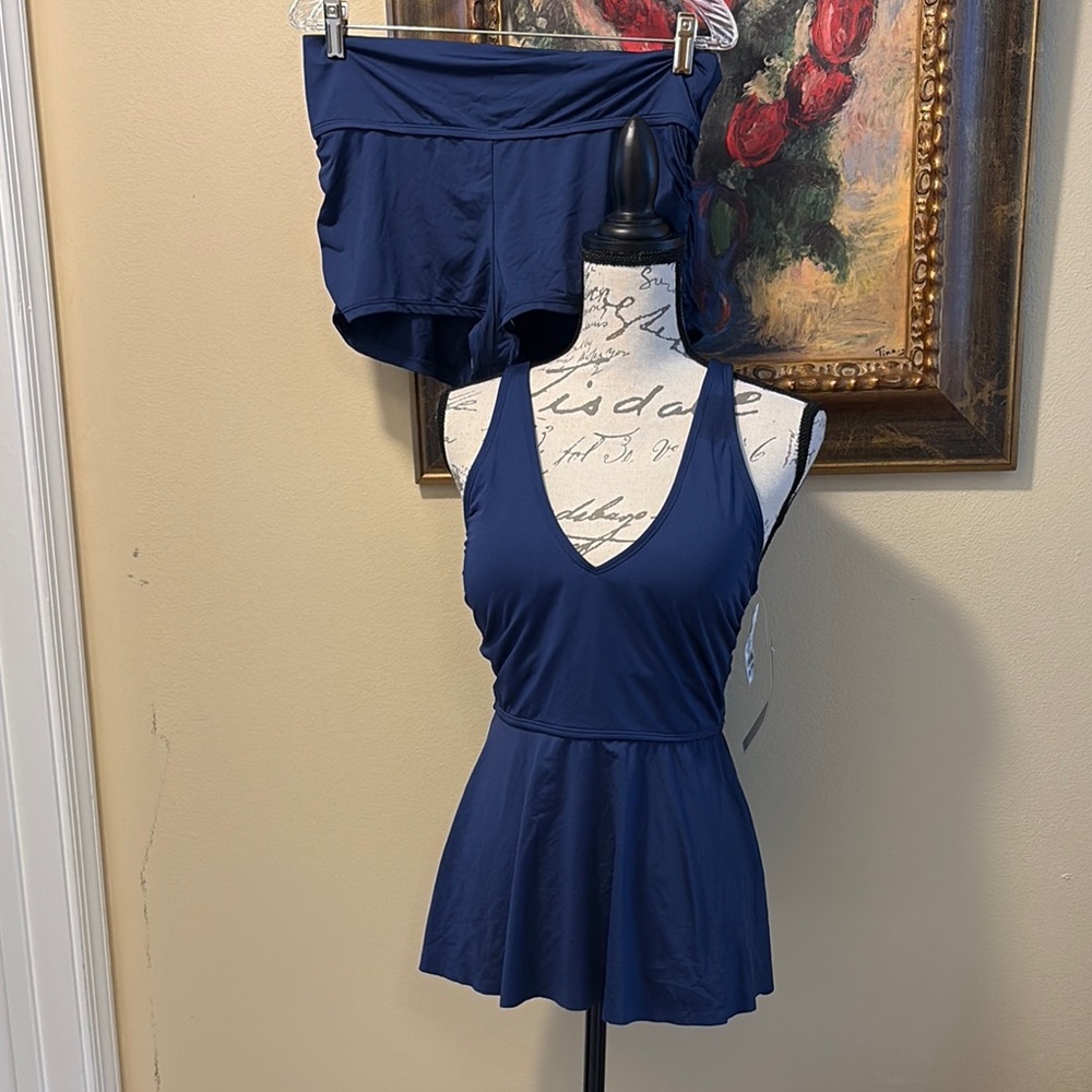 👙Catalina Two-piece peplum v-neck top racer back adjust straps, boyfriend shorts